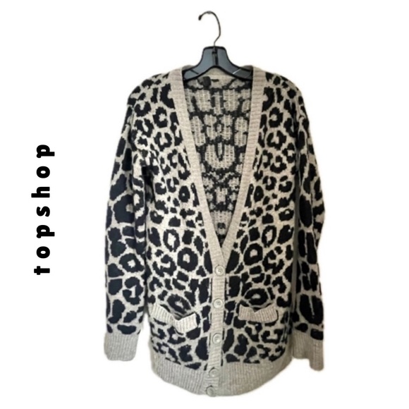 Topshop leopard print v-neck cardigan with front buttons & pockets - Picture 3 of 11